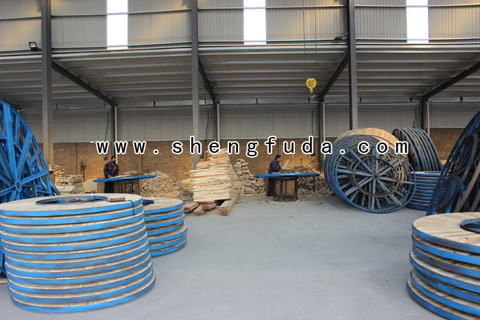 電線電纜軸盤加工